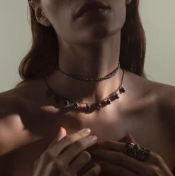 Maria e Luisa Jewels Collane Girocollo | Collane Con Pietre<Collana girocollo Shri con 9 pietre a goccia