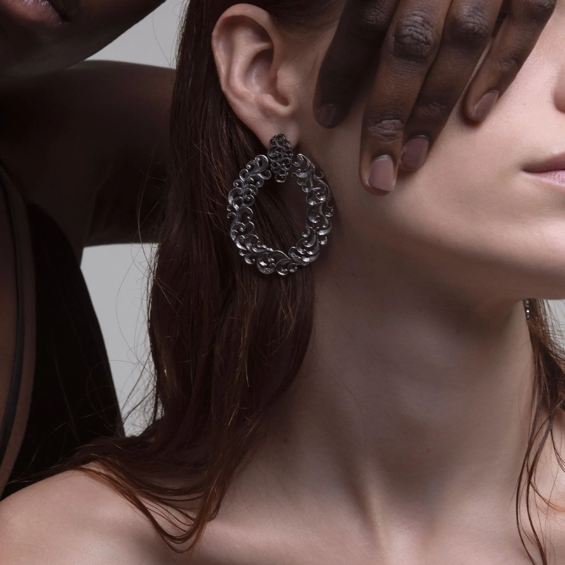 Maria e Luisa Jewels Orecchini In Argento<Orecchini Opera rosone aperto